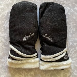 Dakine Mittens